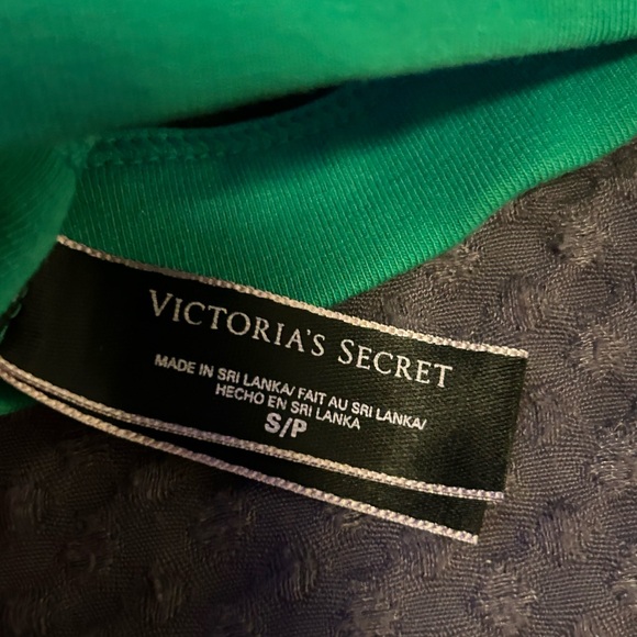 Victoria Secret Shamrock Bralette NWT - Picture 6 of 6